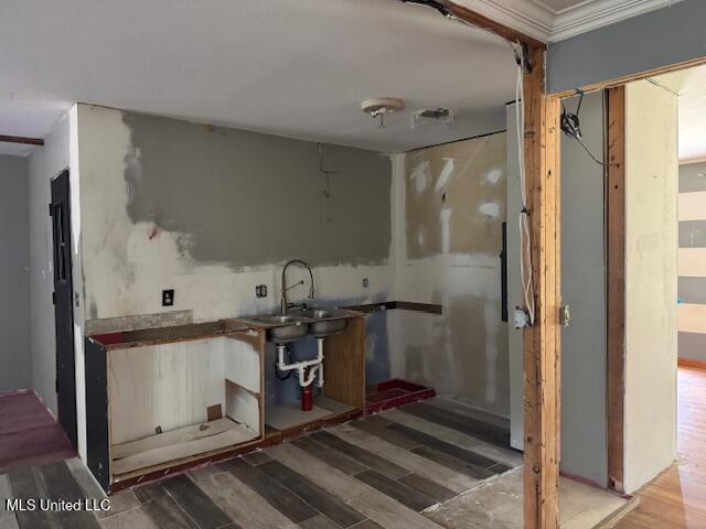 414 Colonial Circle Jackson, MS 39211 - Photo 6 of 18 kitchen area