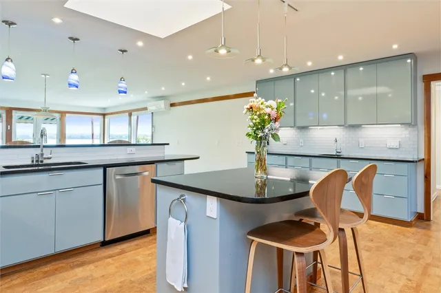 $945,000 | 3328 Boodys Hill Road, Geneva, NY 14456