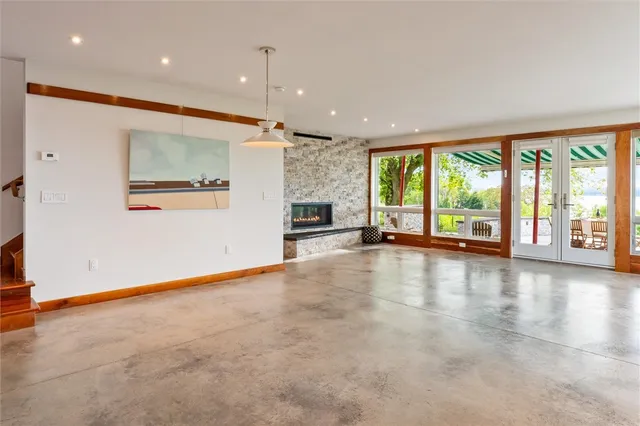 $945,000 | 3328 Boodys Hill Road, Geneva, NY 14456