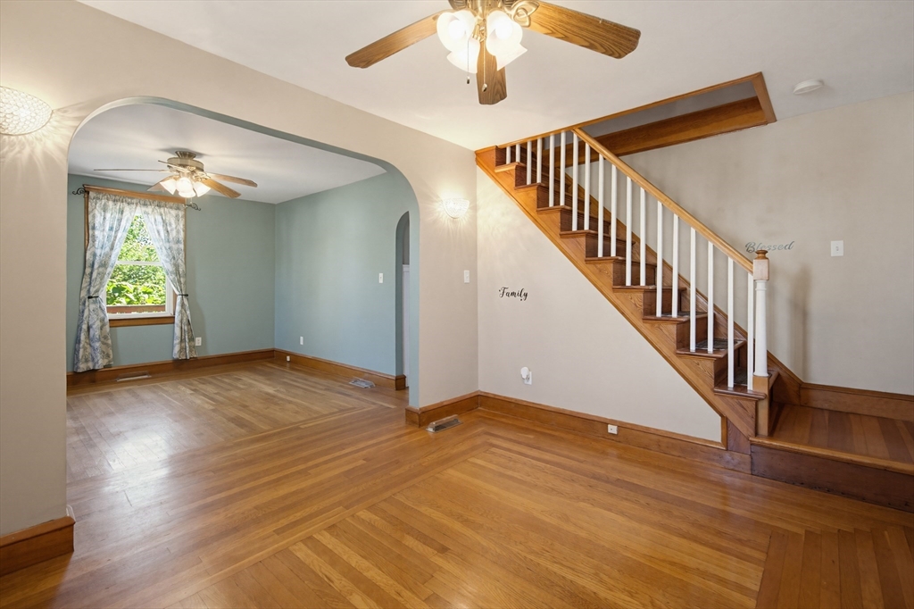 160 Sherman Road Somerset, MA 02726 - Photo 17 of 34