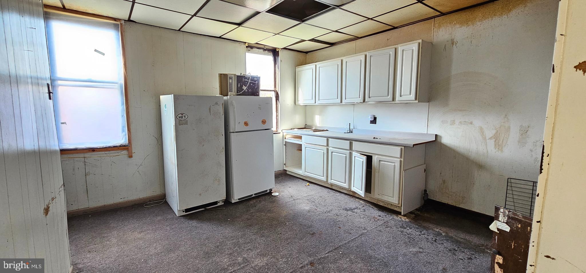 922-924 Von Lunen Road Johnstown, PA 15902 - Photo 36 of 54 a utility room with cabinets washer and dryer