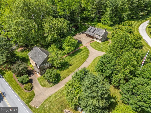 $1,195,000 | 11 Brownstone Lane, Elverson, PA 19520