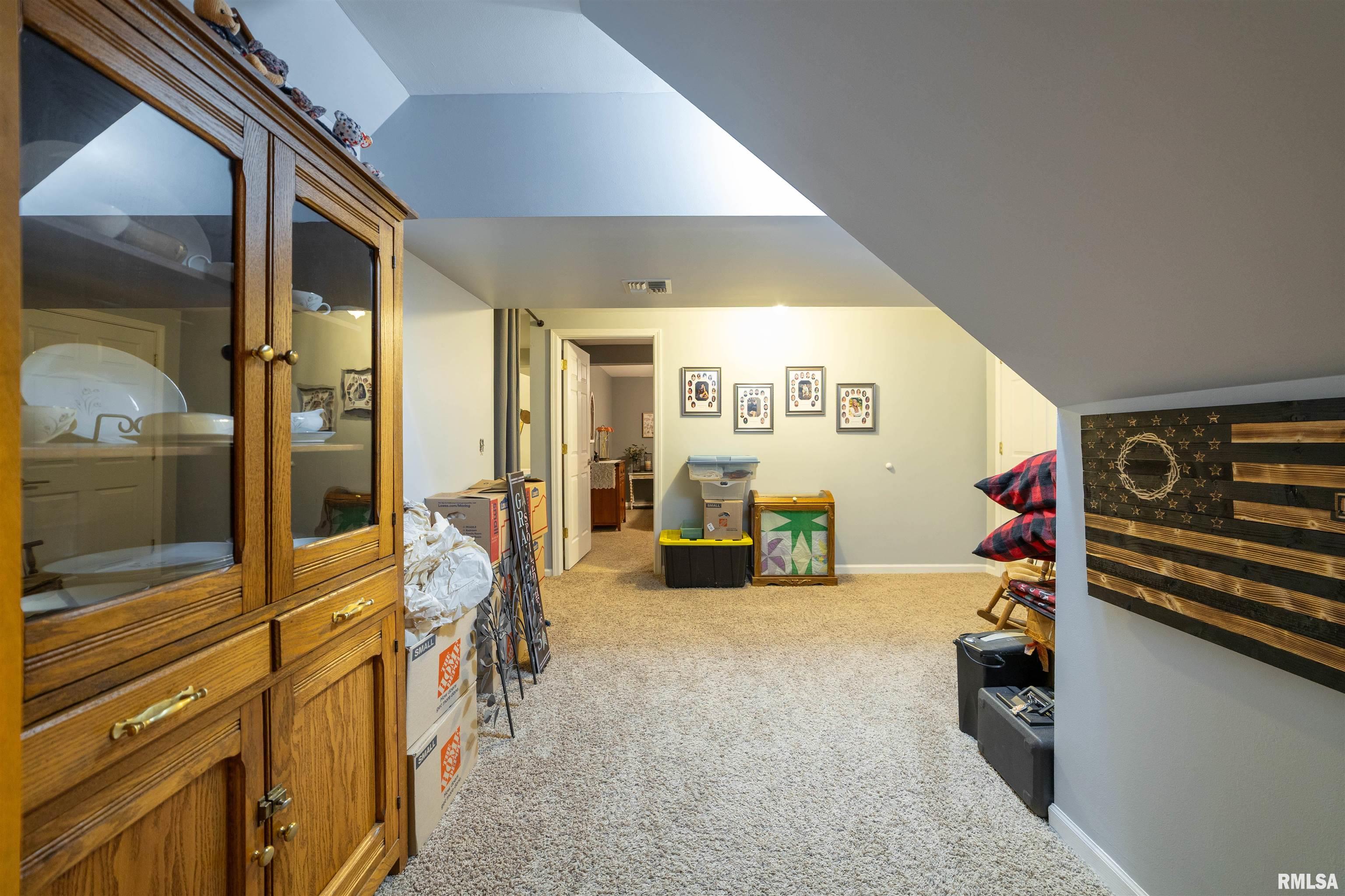 1006 Abbey Ridge Court Quincy, IL 62305 - Photo 29 of 62