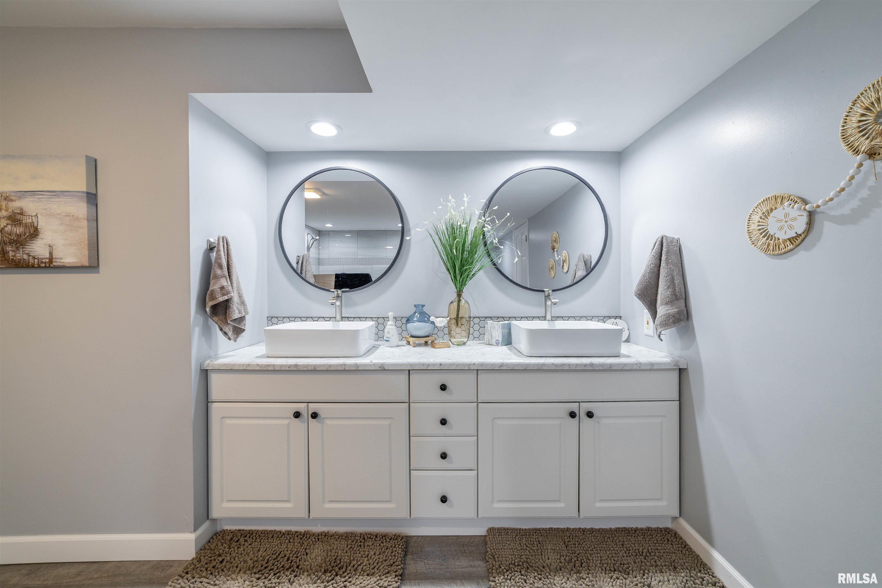 1006 Abbey Ridge Court Quincy, IL 62305 - Photo 37 of 62