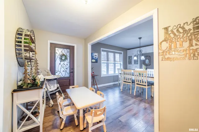 $595,000 | 1006 Abbey Ridge Court, Quincy, IL 62305