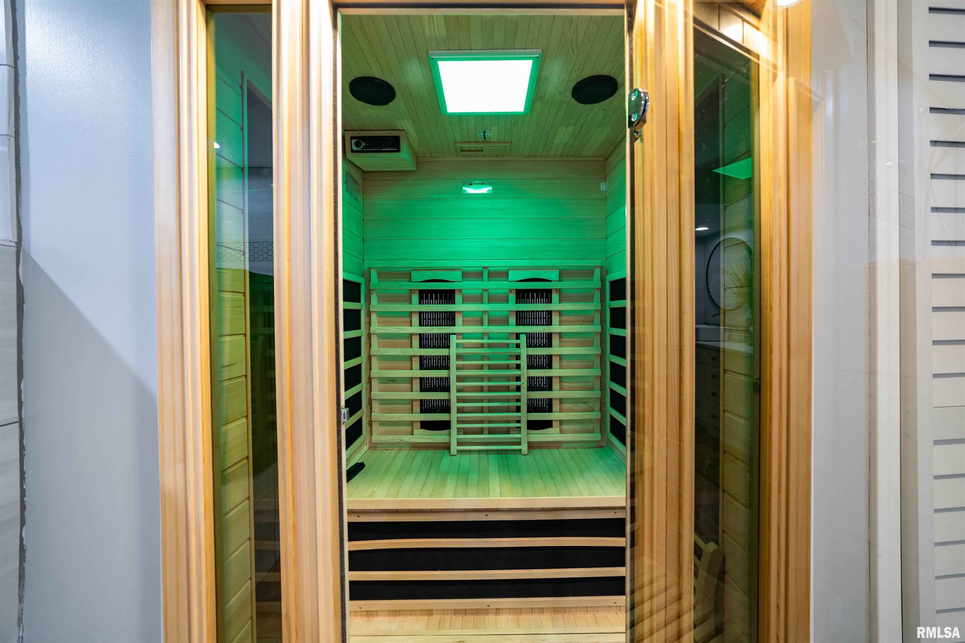 1006 Abbey Ridge Court Quincy, IL 62305 - Photo 41 of 62