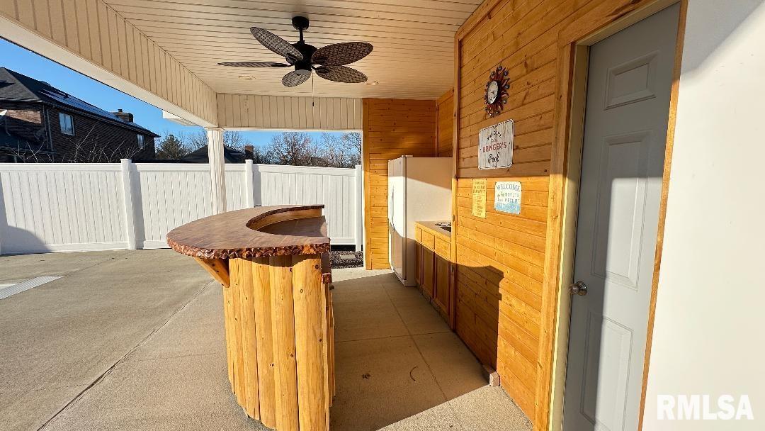 1006 Abbey Ridge Court Quincy, IL 62305 - Photo 47 of 62