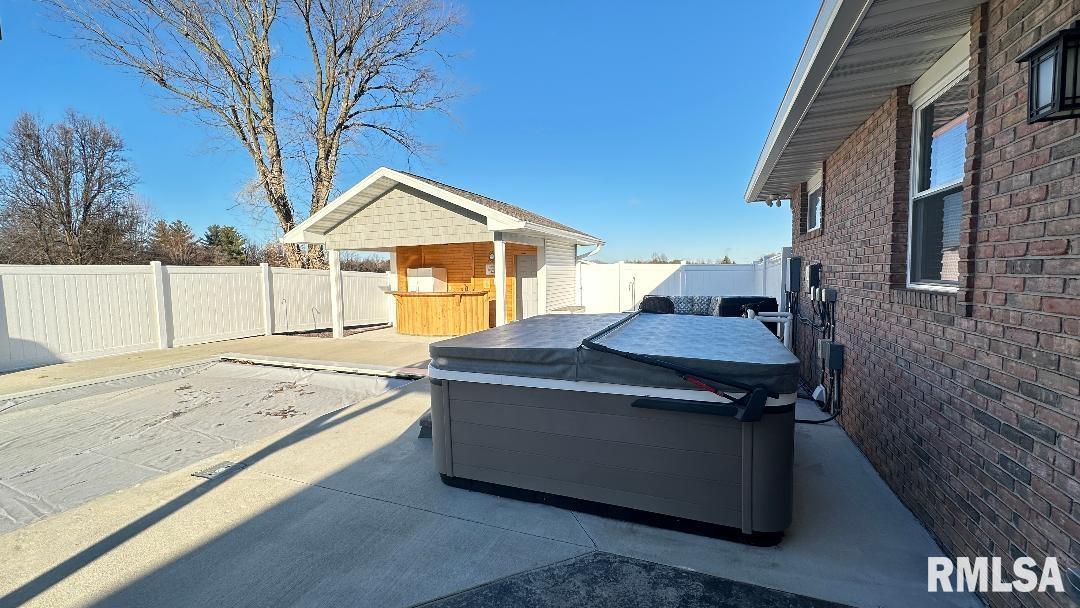 1006 Abbey Ridge Court Quincy, IL 62305 - Photo 53 of 62