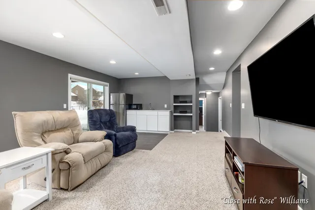 $548,800 | 8531 Twin Lakes Drive, Jenison, MI 49428