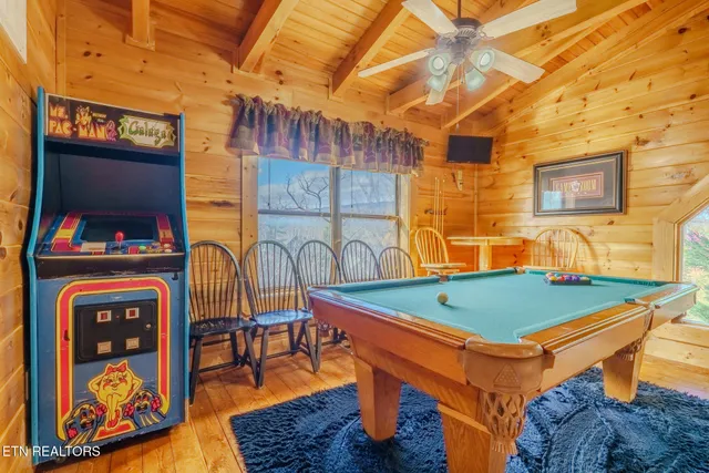 $699,000 | 2010 Bear Creek Way, Pigeon Forge, TN 37862