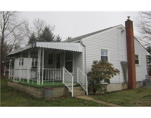 1129 Evans City Road Renfrew, PA 16053 - Photo 2 of 7 Exterior Back.