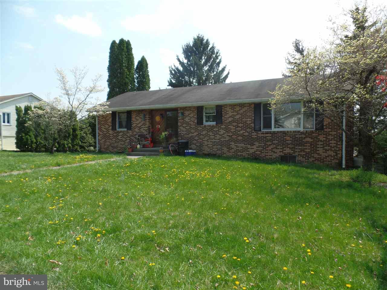 216 Tulane Road Hummelstown, PA 17036 - Photo 1 of 25 Gallery Image 1