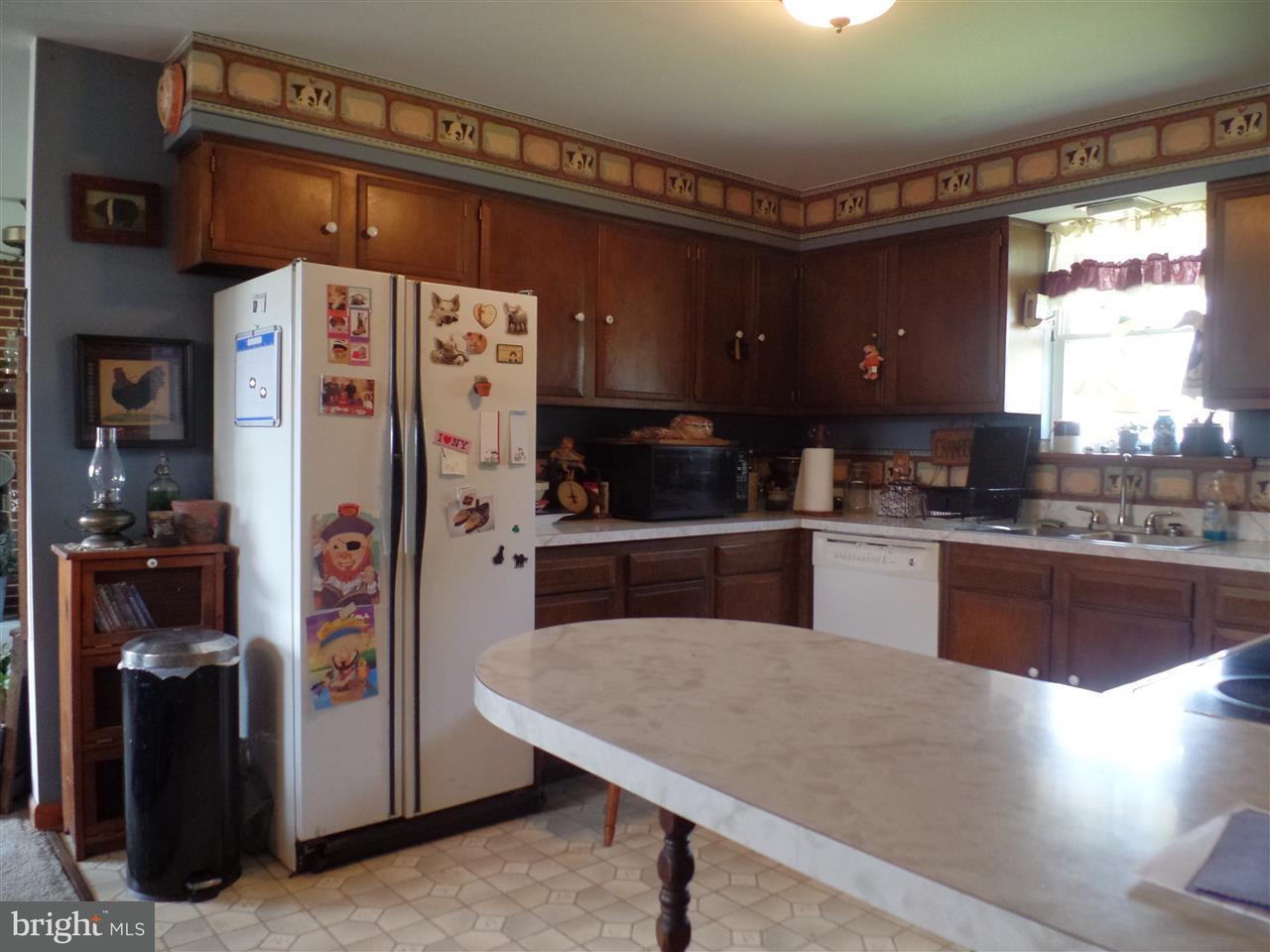216 Tulane Road Hummelstown, PA 17036 - Photo 4 of 25 Gallery Image 4