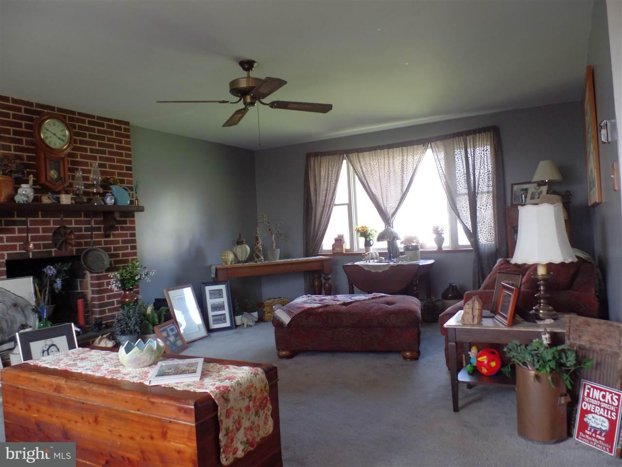 216 Tulane Road Hummelstown, PA 17036 - Photo 8 of 25 Gallery Image 8