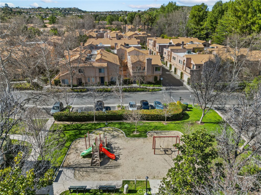 25258 Steinbeck Avenue, Unit F Stevenson Ranch, CA 91381 - Photo 17 of 20