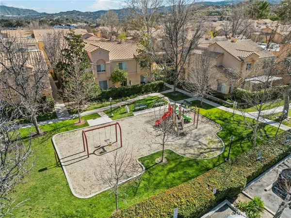 $499,900 | 25258 Steinbeck Avenue, Unit F, Stevenson Ranch, CA 91381