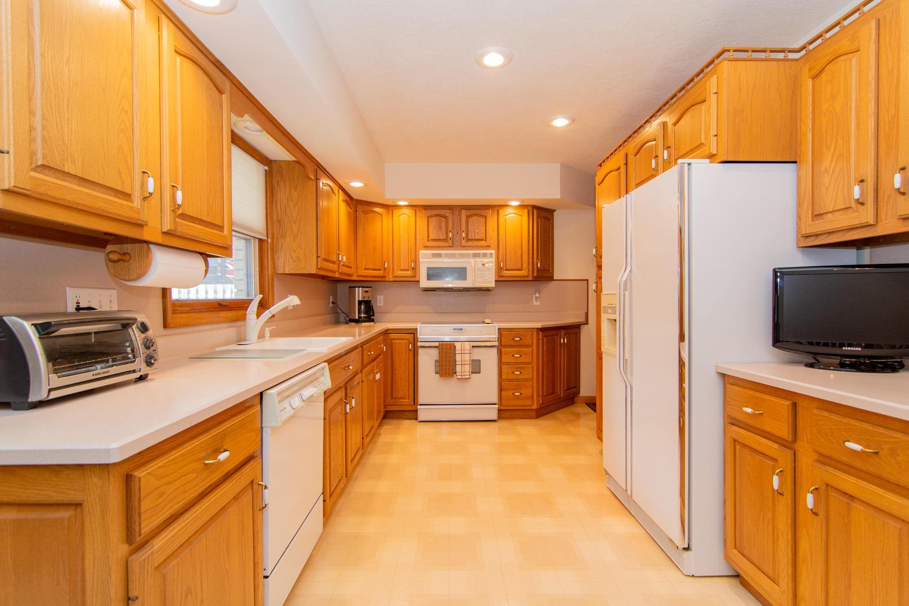 1314 Amherst Road Niles, MI 49120 - Photo 2 of 43 Amherst-20