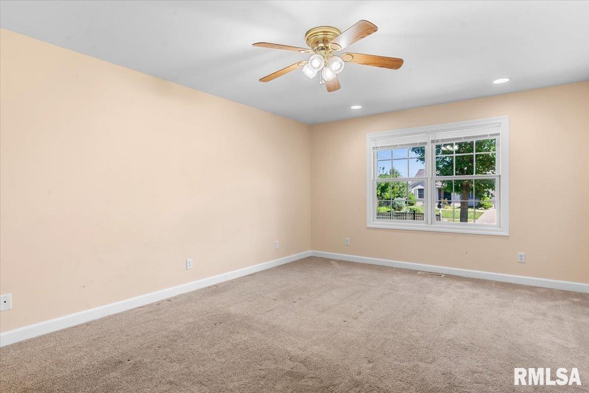 3700 Bergamot Drive Springfield, IL 62712 - Photo 19 of 38