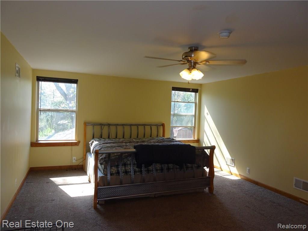 4895 Eagle Road Highland, MI 48356 - Photo 11 of 16 Master Bedroom