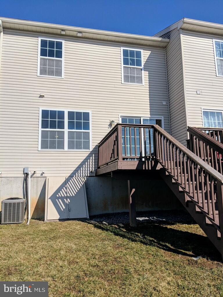 403 Caramist Circle Sinking Spring, PA 19608 - Photo 6 of 26 Gallery Image 6