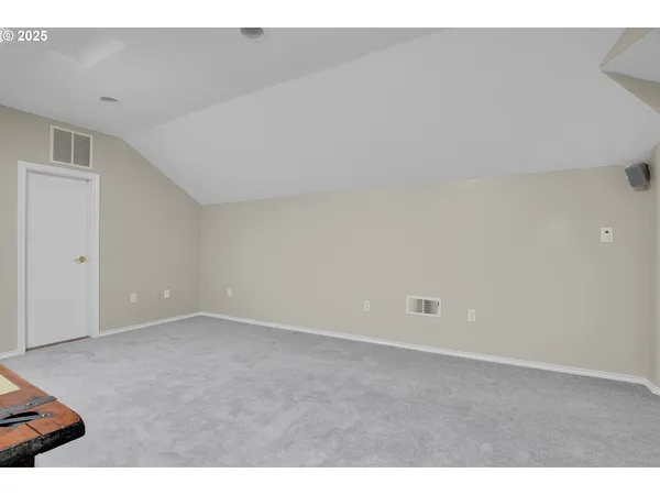$699,900 | 620 Barbary Court, Gladstone, OR 97027
