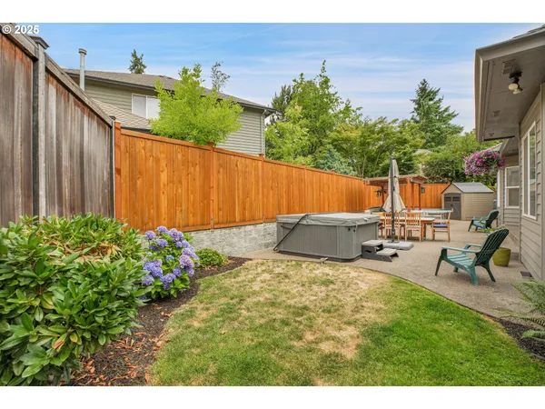 $699,900 | 620 Barbary Court, Gladstone, OR 97027
