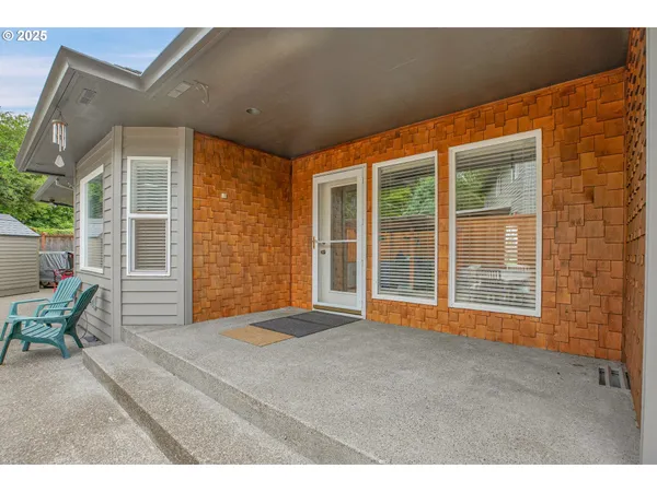 $699,900 | 620 Barbary Court, Gladstone, OR 97027