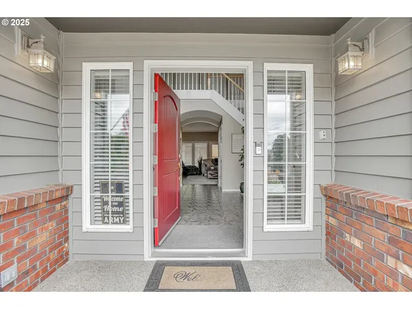 $699,900 | 620 Barbary Court, Gladstone, OR 97027