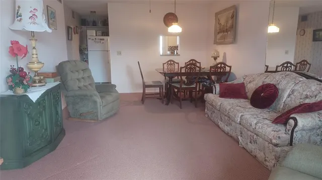 $1,550 | 2191 Northeast 1st Court, Unit 202, Boynton Beach, FL 33435