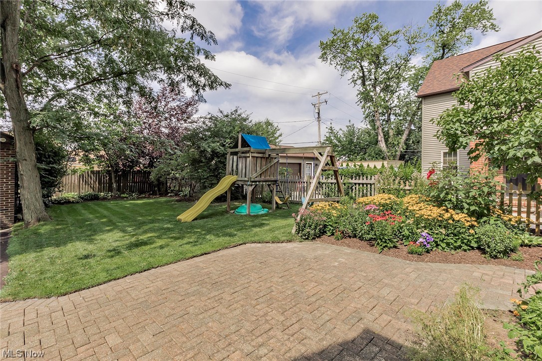 3276 Chadbourne Road Cleveland, OH 44120 - Photo 36 of 38 Gallery Image 36