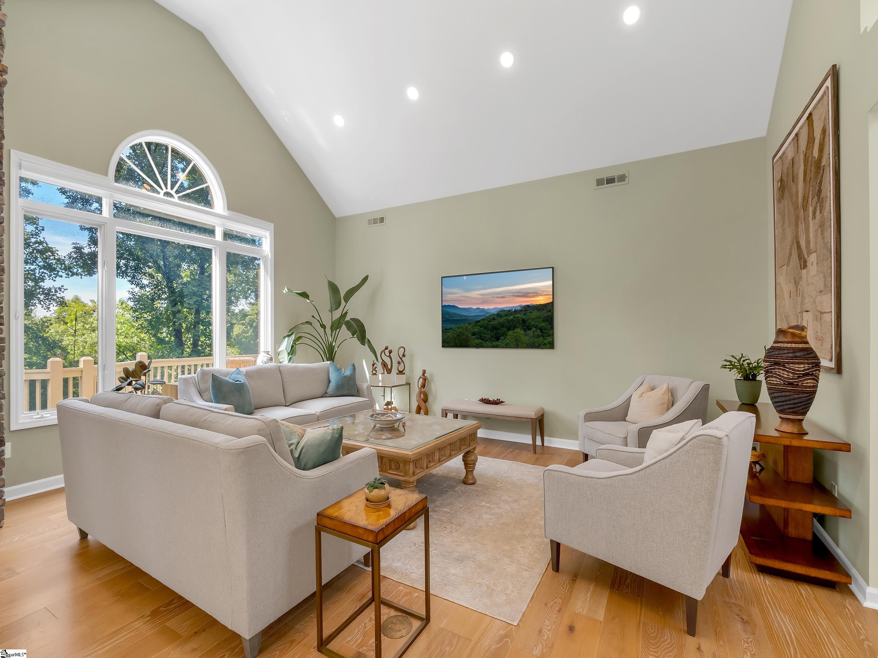 15 Grosbeak Way Landrum, SC 29356 - Photo 3 of 37