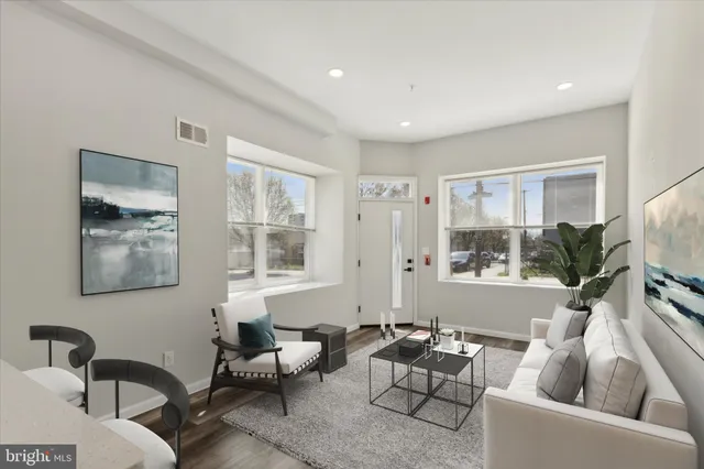 $714,998 | 623 West Oxford Street, Philadelphia, PA 19122