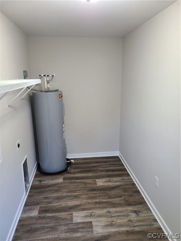 319 Hawkins Farm Road Bumpass, VA 23024 - Photo 10 of 11 a view of a room with wooden floor
