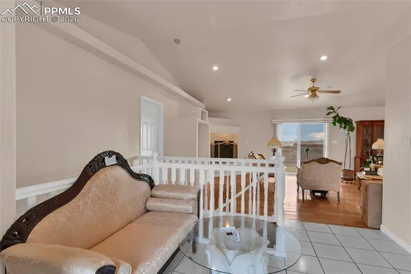 $750,000 | 8 Pasadena Drive, Pueblo, CO 81005