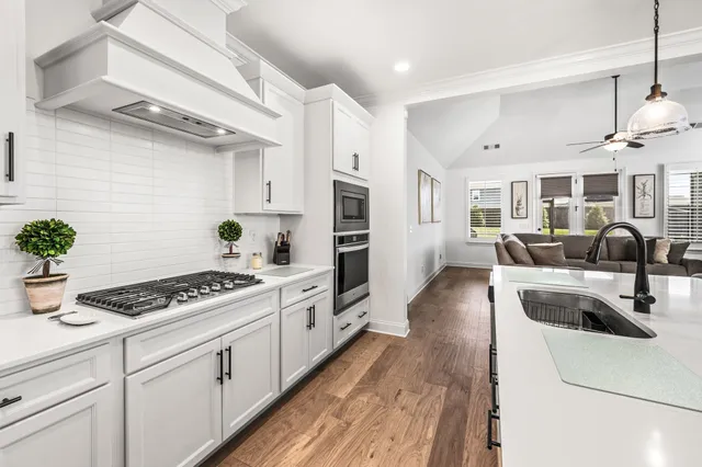 $674,000 | 3015 Shandor St Spring Hill, Spring Hill, TN 37174