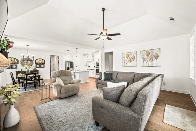 $674,000 | 3015 Shandor St Spring Hill, Spring Hill, TN 37174