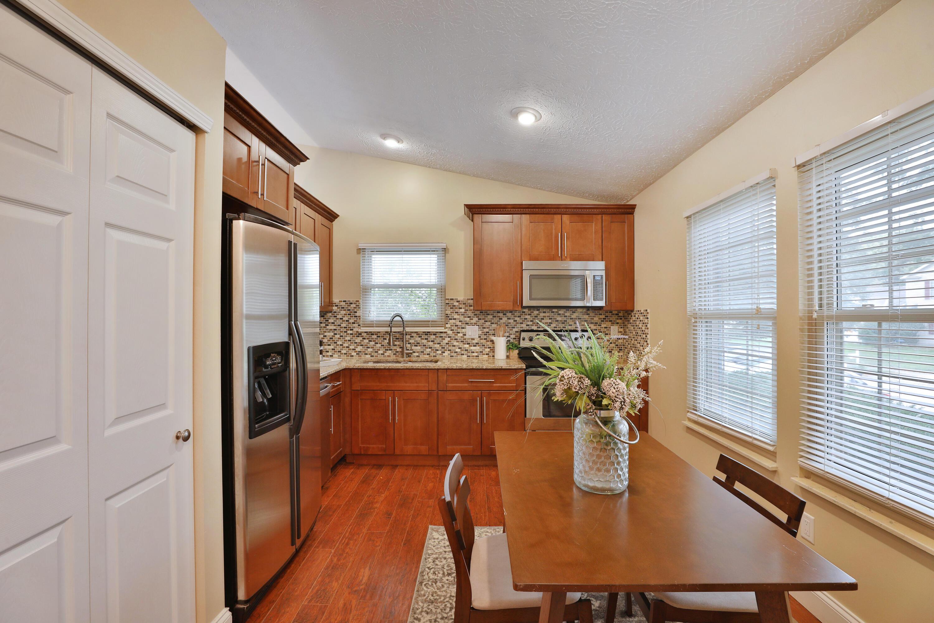 3962 O Shannon Road Dublin, OH 43016 - Photo 9 of 35 a3962-OShannon-05