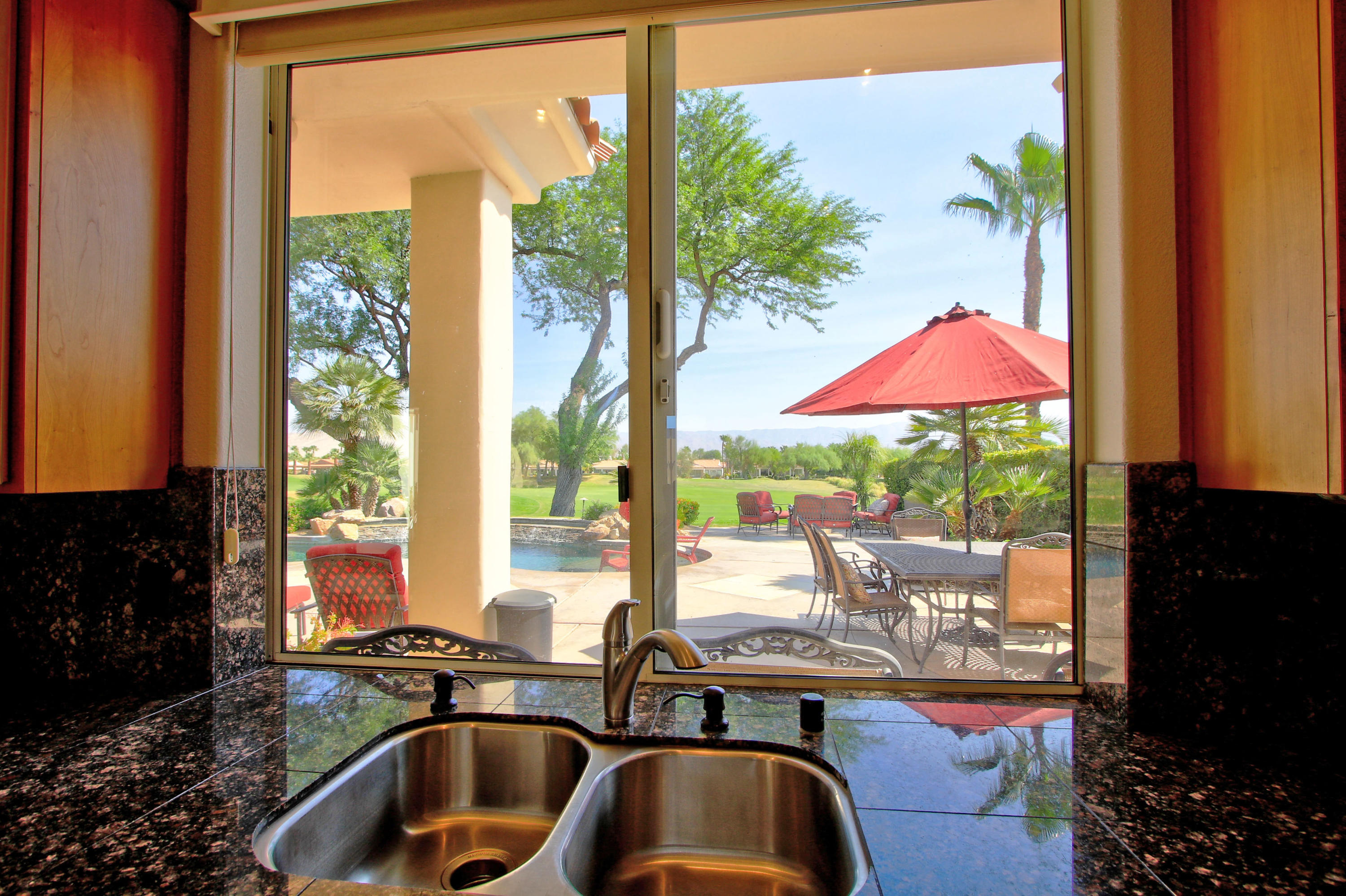 130 Loch Lomond Road Rancho Mirage, CA 92270 - Photo 21 of 65 e