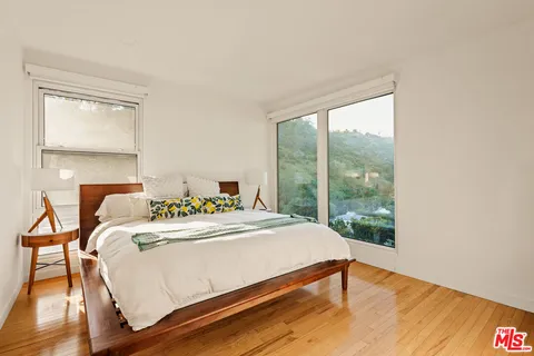 $2,149,000 | 1311 Braeridge Drive, Beverly Hills, CA 90210