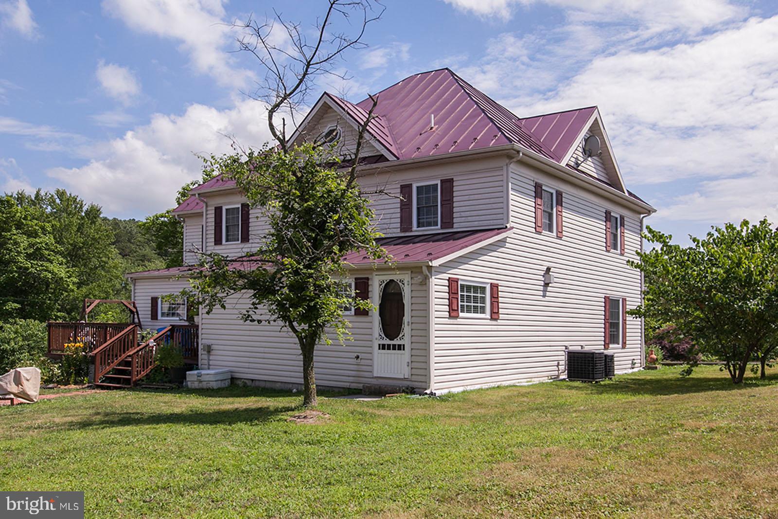 1379 Cedar Grove Road Winchester, VA 22603 - Photo 2 of 57 Gallery Image 2