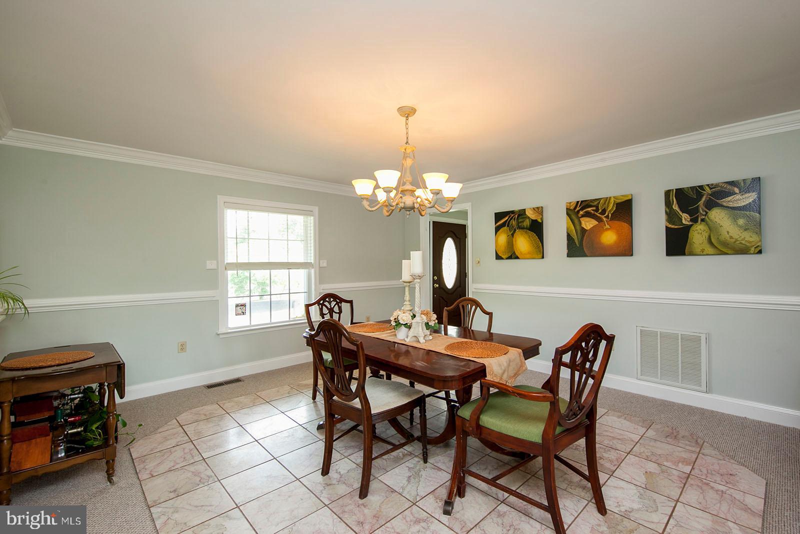 1379 Cedar Grove Road Winchester, VA 22603 - Photo 18 of 57 Dining Room