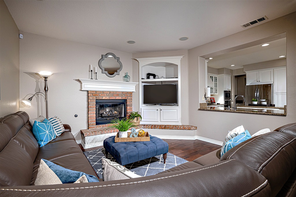 2721 Paradise Road Carlsbad, CA 92009 - Photo 12 of 25 Gallery Image 12