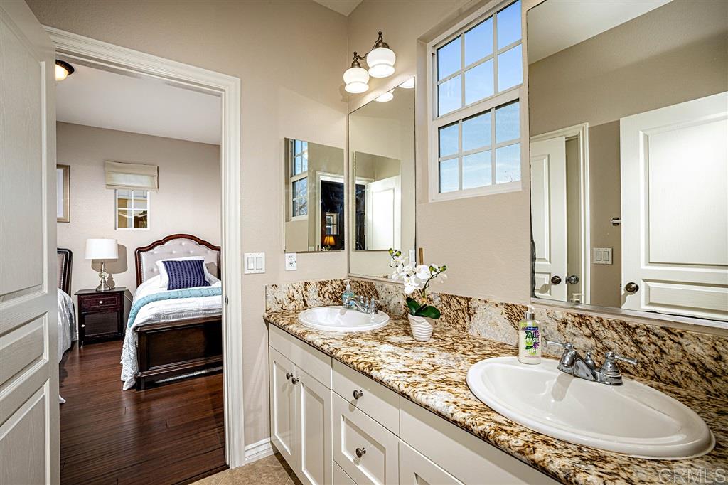 2721 Paradise Road Carlsbad, CA 92009 - Photo 23 of 25 Gallery Image 23