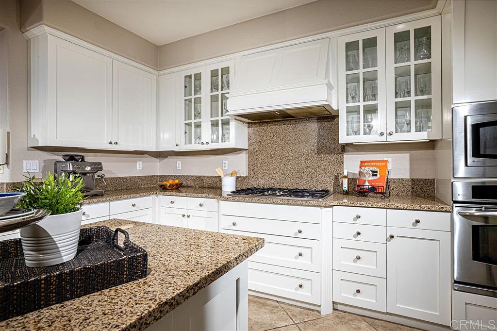 2721 Paradise Road Carlsbad, CA 92009 - Photo 8 of 25 Gallery Image 8