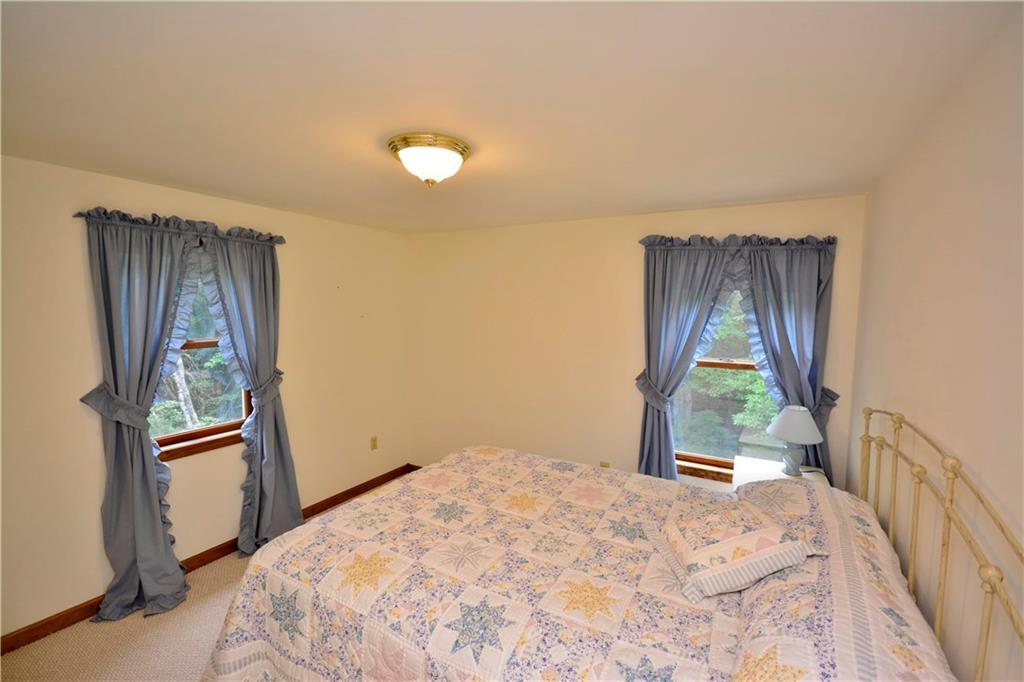 31 Racoon Cove Road Lamoine, ME 04605 - Photo 12 of 21 Inviting, cheery 2nd floor Guest...