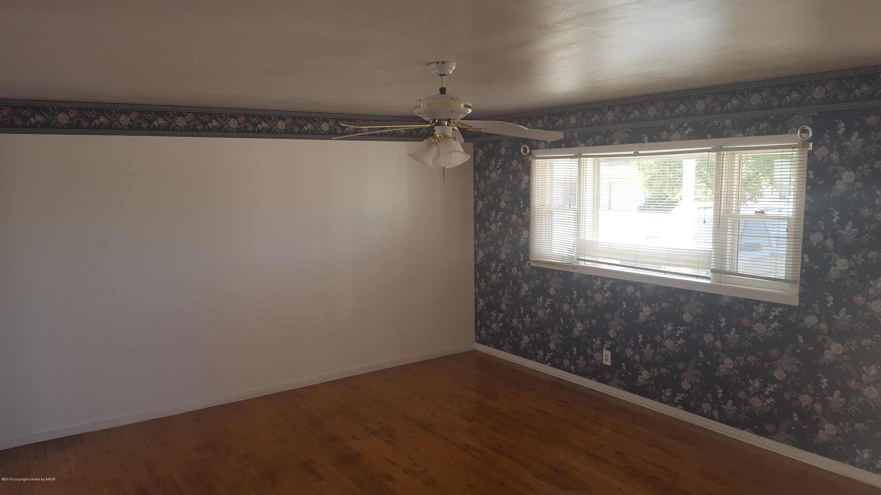 5618 Irwin Road Amarillo, TX 79108 - Photo 7 of 23 20161019_144755