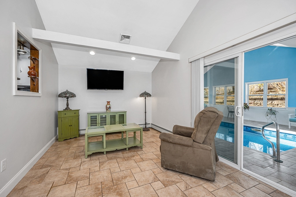 439 Butman Road Lowell, MA 01852 - Photo 13 of 42 Gallery Image 13