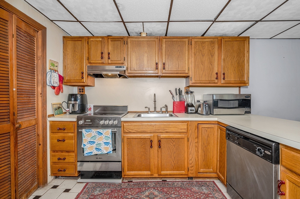 439 Butman Road Lowell, MA 01852 - Photo 31 of 42 Gallery Image 31