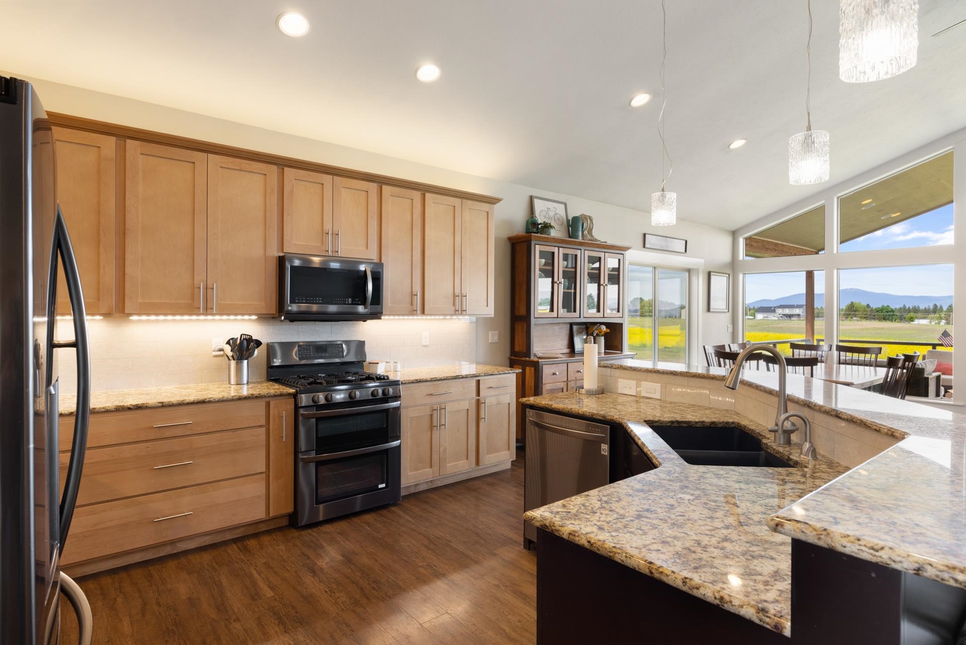 2702 West Monroe Road Spokane, WA 99208 - Photo 13 of 50 Gallery Image 13