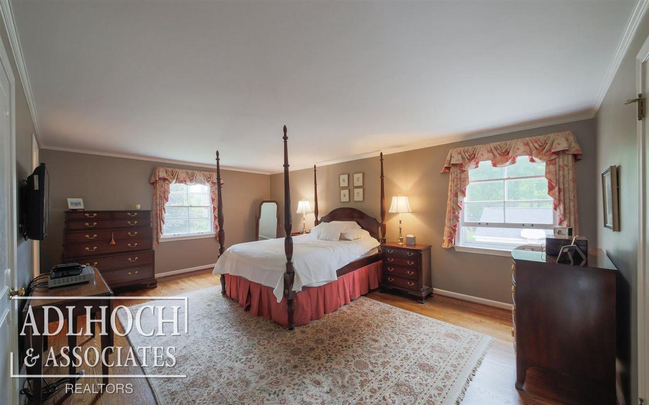 256 Cloverly Road Grosse Pointe Farms, MI 48236 - Photo 15 of 26